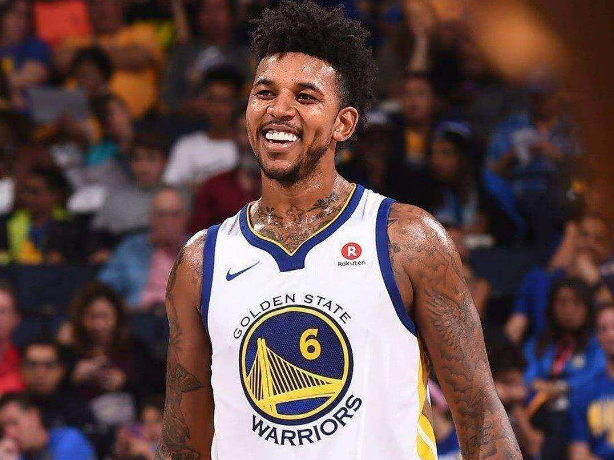 他用内角伸 他用内角伸